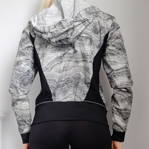 Champion Gray Windbreaker - Picture 3 of 4